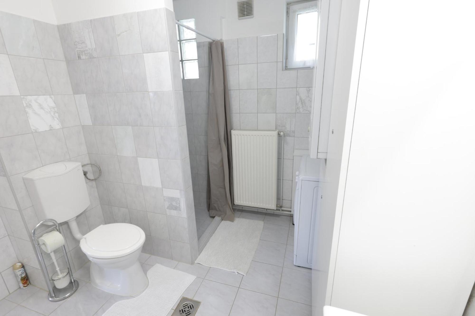 Stardust Apartman Pécs Extérieur photo