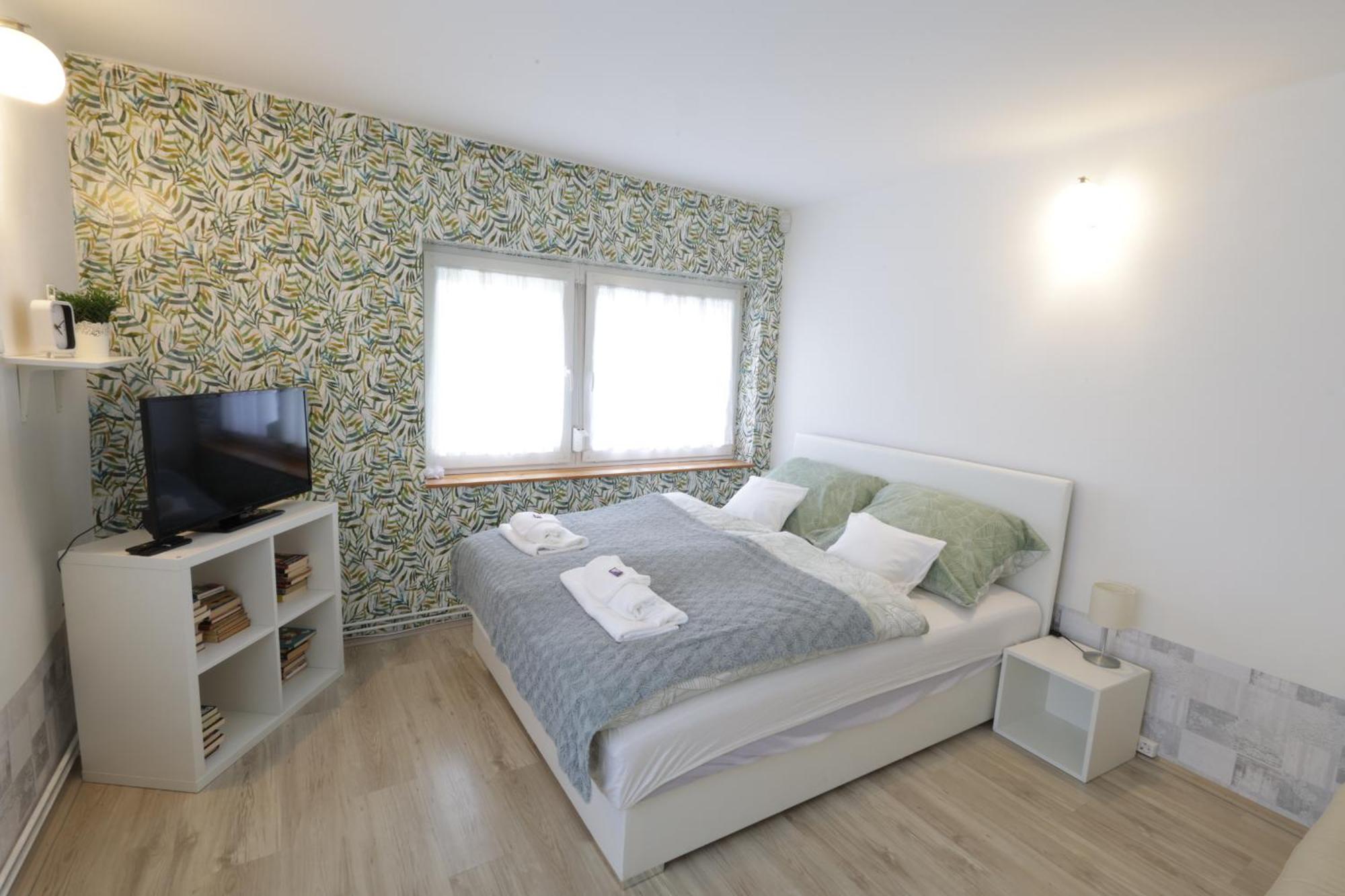 Stardust Apartman Pécs Extérieur photo