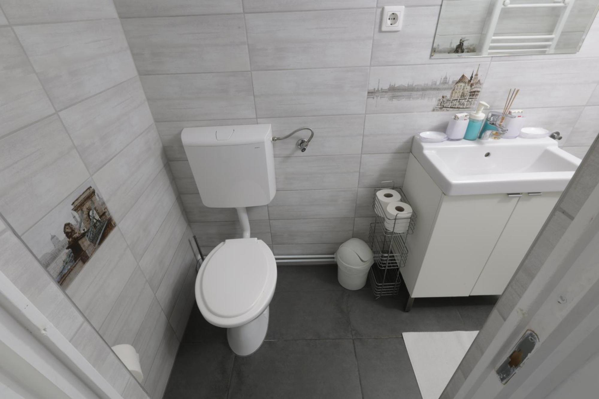 Stardust Apartman Pécs Extérieur photo